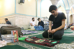 اعتکاف؛ سفری به عمق دل و آسمان‌های بندگی